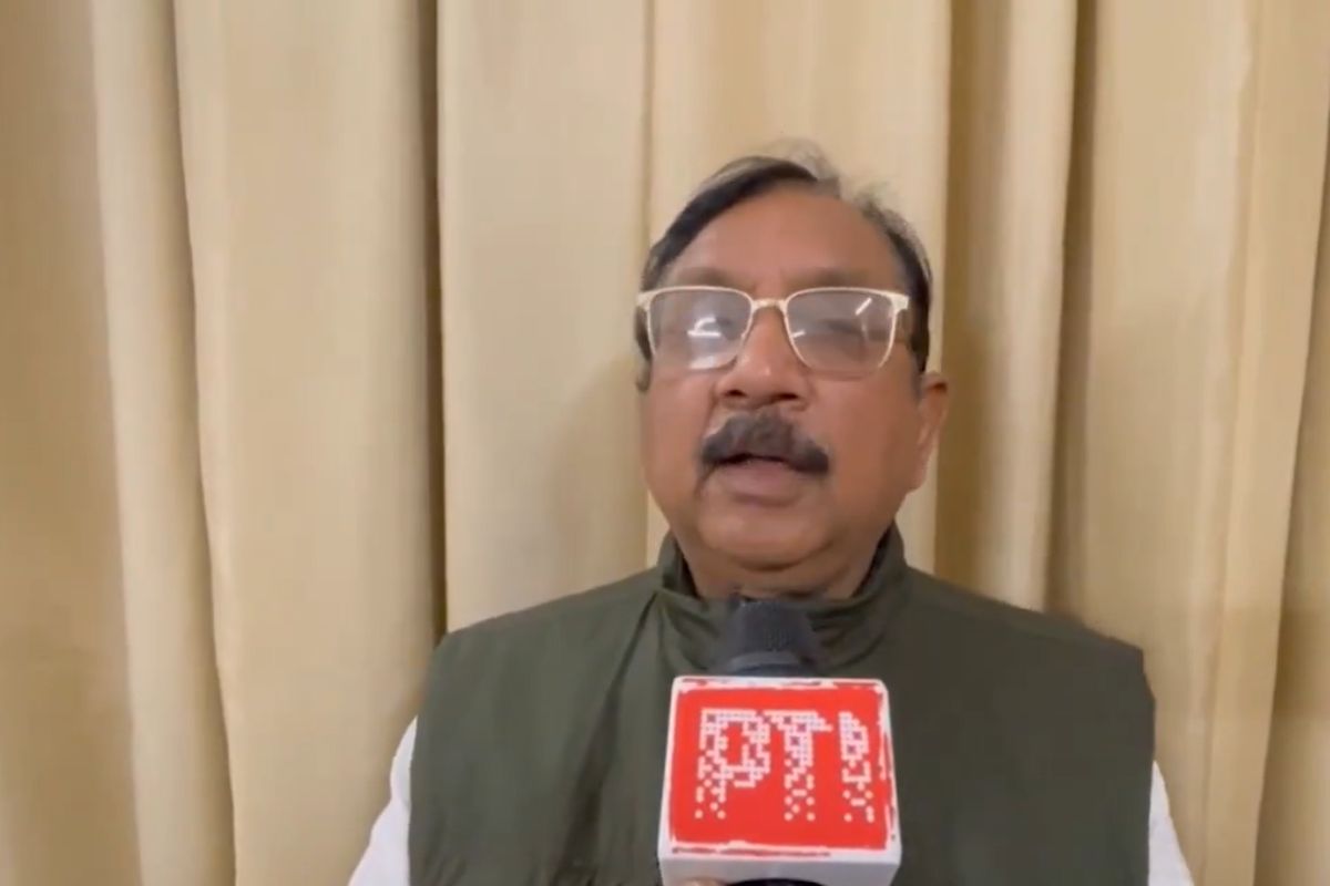 Ladli Behna Yojana Video: लाडली बहना योजना पर MP के मंत्री विजय शाह ने दिया विवादित बयान, कांग्रेस ने मांगा इस्तीफा