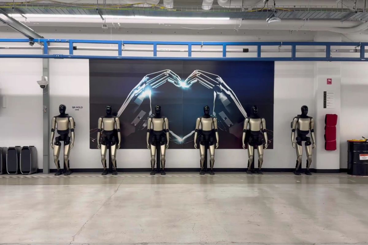 Viral Video Optimus Humanoid Robot Running