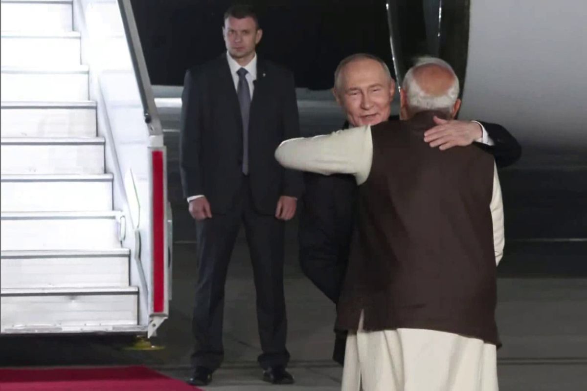 Vladimir Putin pm modi warm welcome