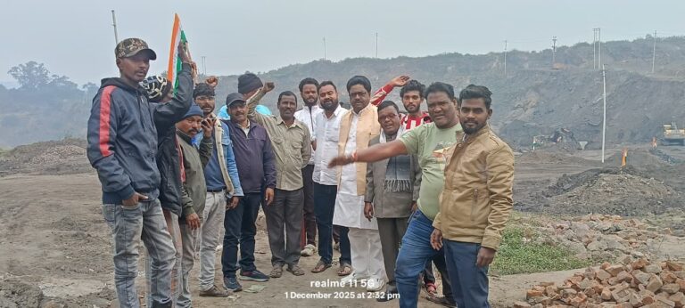 Bokaro News : राकोमयू ने माइंस विस्तार कार्य किया बाधित