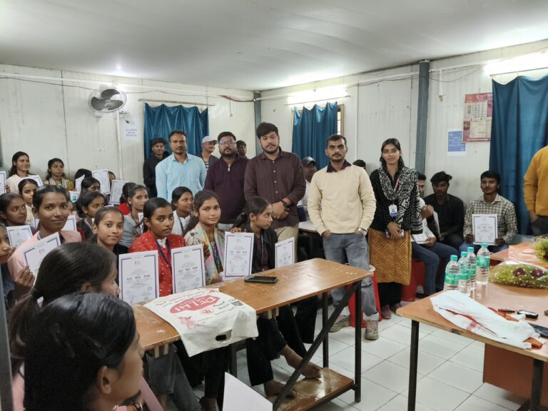 कौशल विकास केन्द्र में प्रशिक्षण प्रमाण पत्र का हुआ वितरण