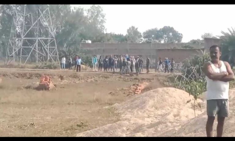 Giridih News :भूमि विवाद को ले घोरंजो में दो  गुटों के बीच तनाव
