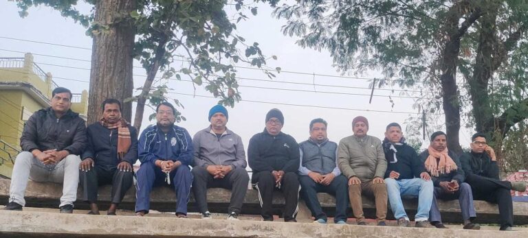 शिक्षकों ने वेतनमान निर्धारण के मुद्दे पर की चर्चा