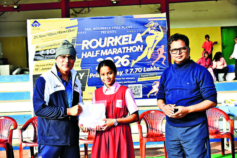 Rourkela News: तीसरे प्री हाफ मैराथन प्रोमो रनिंग 400 से अधिक प्रतिभागियों ने हिस्सा लिया