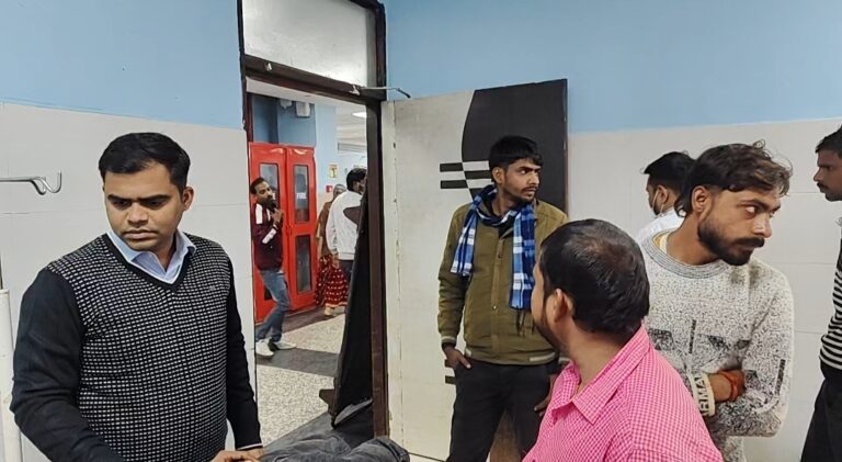 चलती ट्रेन से गिरकर बक्सर के युवक की मौत