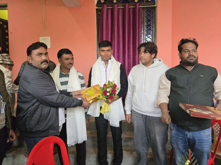 छात्रों के लिए प्रेरणास्रोत हैं रवनित : मुख्य पार्षद