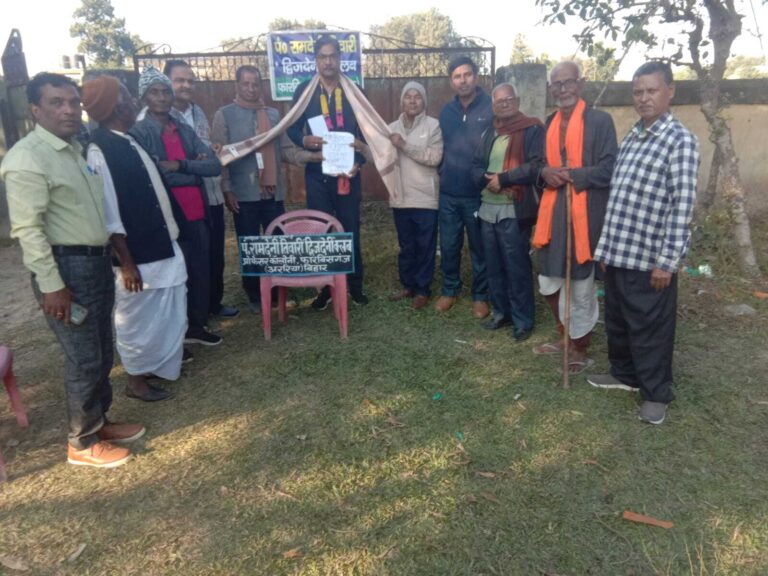 पूर्व कप्तान को किया गया सम्मानित