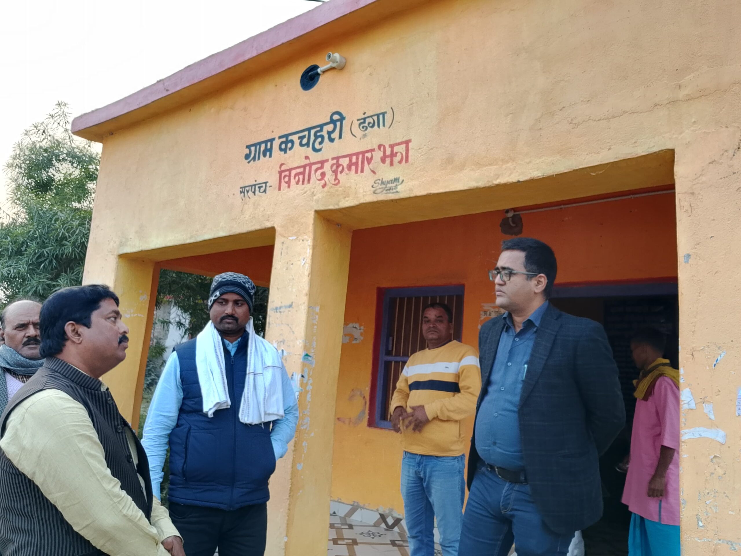 Madhubani News : ढंगा, परौल व नवकरही पंचायत में विभिन्न योजनाओं की जांच में मिली कई खामियां