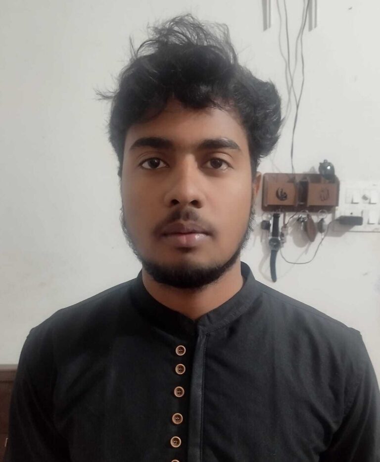 ऑनलाइन पढ़ाई कर छात्र विदेश में ले रहे नौकरी