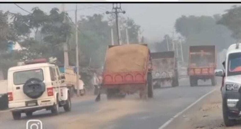 बाराहाट बना फास्ट एंड रन का मैदान : पुलिस को चकमा देकर बीच सड़क पर बालू उतार भागे माफिया