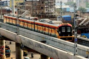 Patna Metro: तकनीकी खराबी दूर, 18 घंटे बाद पटरी पर लौटी पटना मेट्रो, यात्रियों ने किया सफर