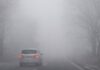 Travel Tips In Fog: कोहरे में सफर बन सकता है खतरनाक, निकलने से पहले जरूर जान लें ये टिप्स Travel Tips For Fog (Ai Generated)