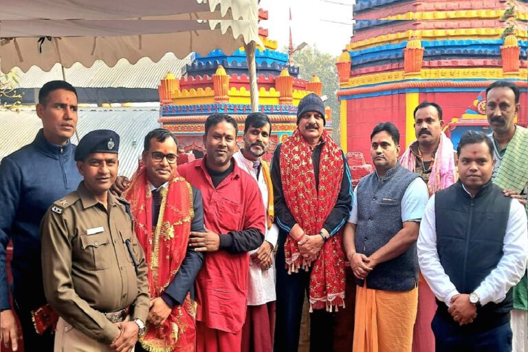 Rajarappa News: रजरप्पा में बोले नौसेना प्रमुख – हर चुनौती का पूरी कड़ाई से दिया जाएगा जवाब