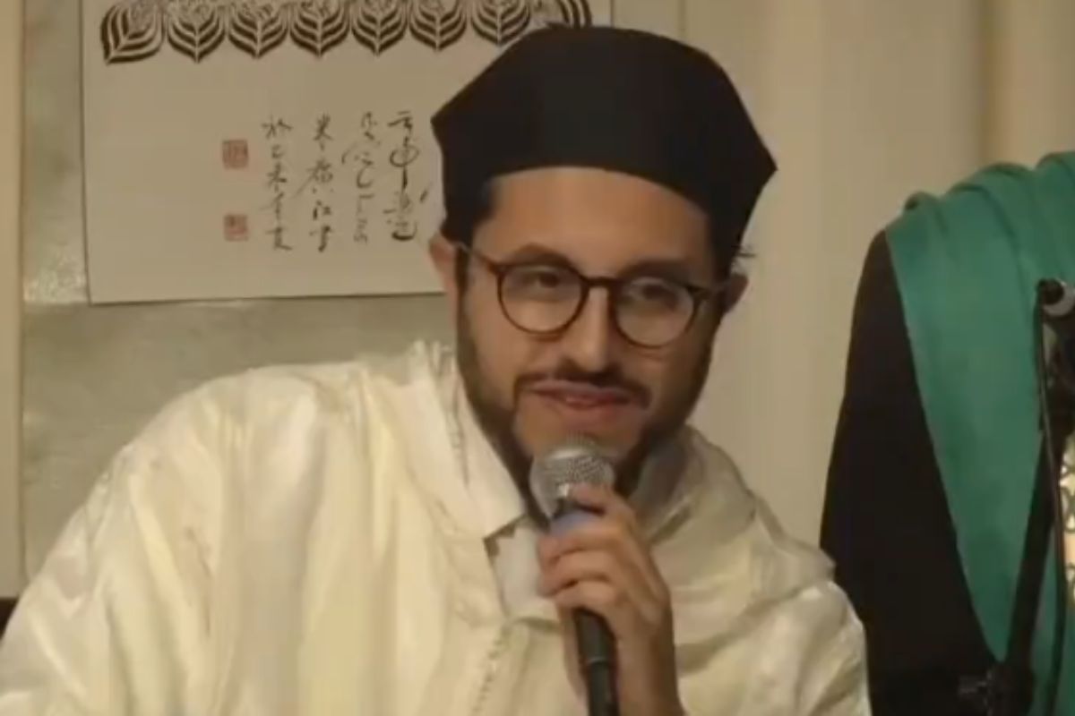 अमेरिकी इस्लामी उपदेशक की ब्रिटेन में एंट्री बैन, स्टार्मर सरकार ने नफरती मौलाना पर क्यों लगाया प्रतिबंध? 2 Dr Shadee Elmasry