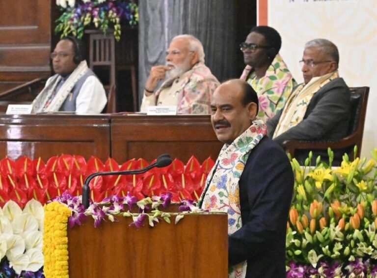 CSPOC: भारत में विविधता के बावजूद लोकतंत्र हुआ मजबूत 