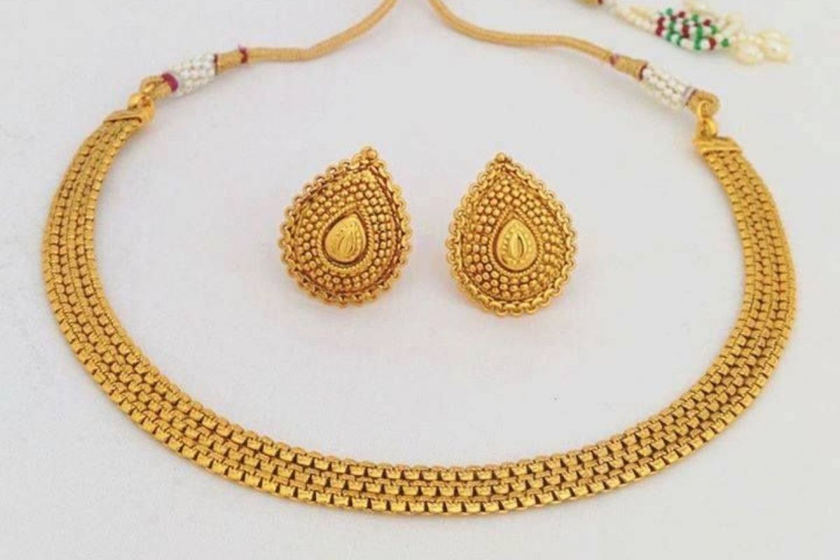 Light Weight Gold Necklace Set 10 Grams 1 1