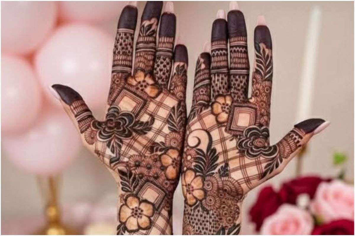 New Year Mehndi Design 2026:न्यू ईयर पार्टी के लिए आसान और खूबसूरत अरबी मेहंदी डिजाइन 7 New Year Mehndi Design 2026 3