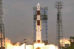 Pslv-C62 : तीसरे चरण में अड़चन, पीएसएलवी-सी62 रॉकेट उड़ान के रास्ते से भटका