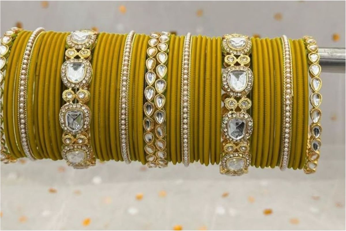 Plain And Kundan Bangles Design Ideas 4