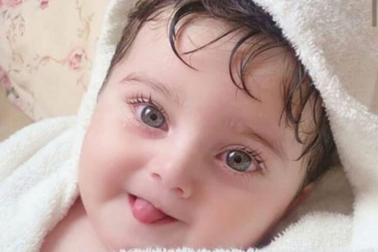 Unique Baby Names with Meaning in Hindi: आपकी नन्ही जान के लिए शाही और मॉडर्न नामों की लेटेस्ट लिस्ट