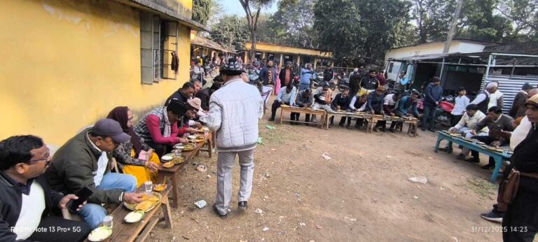 अधिवक्ता संघ ने पिकनिक कर की नये साल की शुरुआत