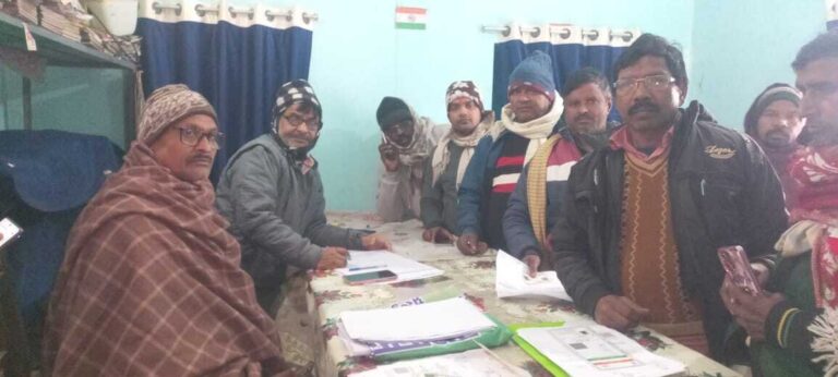 फार्मर रजिस्ट्रेशन व ई केवाईसी को लगाया शिविर
