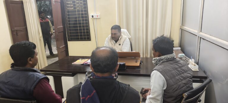 महज 2300 रुपये लेकर घर से निकली थीं पांचों छात्राएं, पुलिस की तत्परता से सकुशल परिजनों तक पहुंचीं