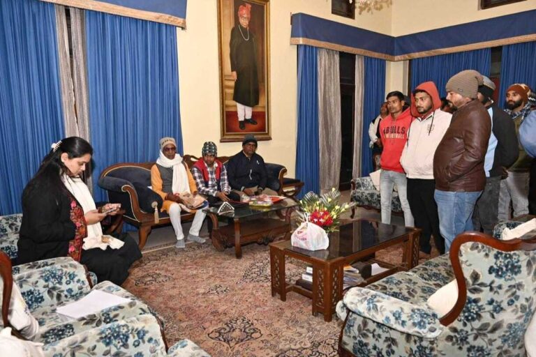 विराट महायज्ञ को लेकर मंत्री श्रेयसी सिंह से मिला प्रतिनिधिमंडल