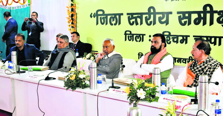 आम जन को दफ्तरों के चक्कर न लगाने पड़ें, इसके लिए तत्पर रहे अधिकारी: मुख्यमंत्री