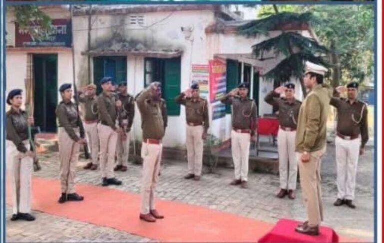 एसपी ने मनसाही थाना का किया निरीक्षण, संध्या गश्ती बढ़ाने का निर्देश