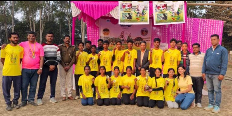 East Singhbhum News : विनीता को हरा दीपिका एकादश की टीम बनी चैंपियन