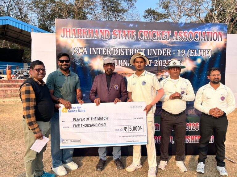 Jsac under 19 inter district cricket tournament : जमशेदपुर की टीम ने लोहरदगा को आठ विकेट से हराया