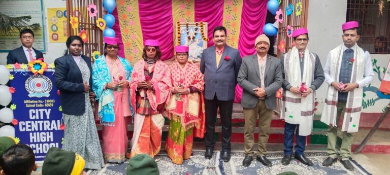 Samastipur  : सिटी सेंट्रल स्कूल के स्थापना दिवस पर सम्मानित हुए छात्र व शिक्षक