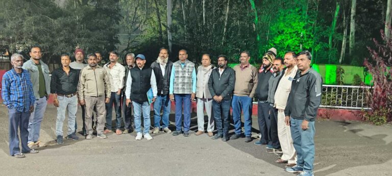 ठेका मजदूरों काे मिलेगा सभी बकाया भुगतान