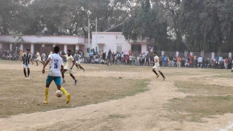 फाइनल मैच में घोसिया कला ने नासरीगंज को दो गोल से हराया