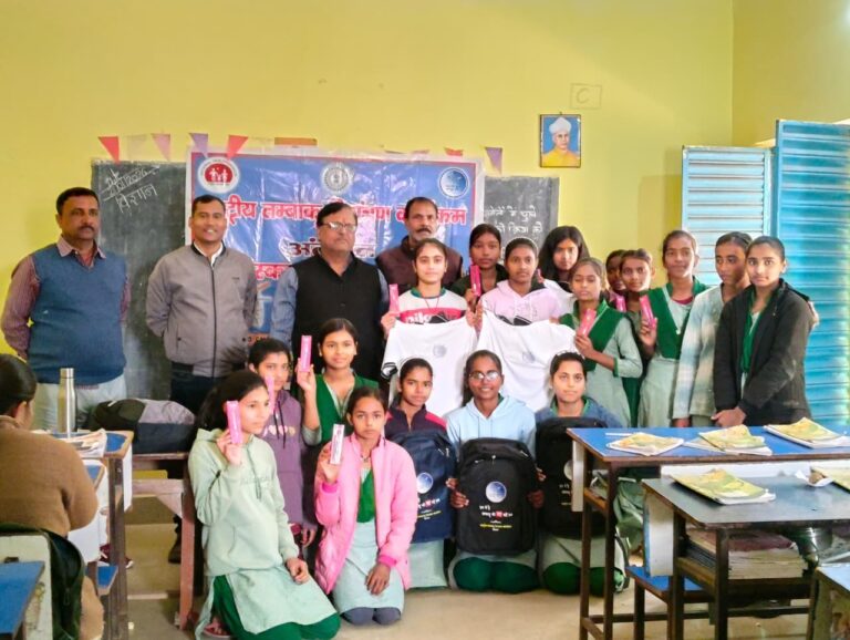 Deoghar news : तंबाकू से दूर रहने का दिया संदेश, जागरुकता सेमिनार में विद्यार्थियों को दिलायी शपथ