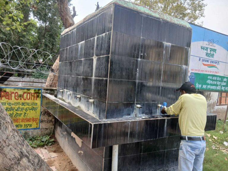 प्रखंड मुख्यालय परिसर स्थित कार्यालयों में 11वीं बार चोरी, पुलिस के हाथ खाली