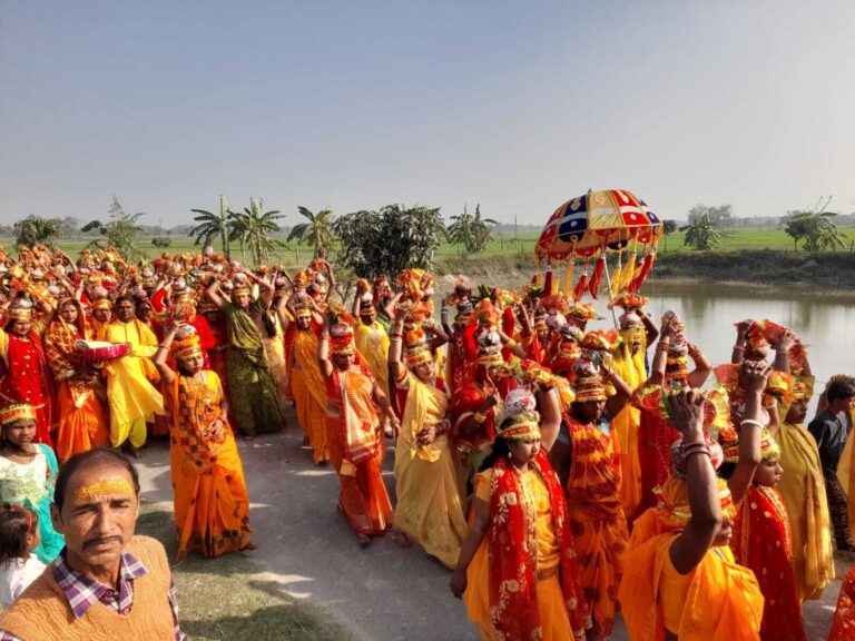 कलशयात्रा के साथ धार्मिक अनुष्ठान शुरू