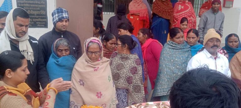 सड़क  दुर्घटना में ममता की मौत