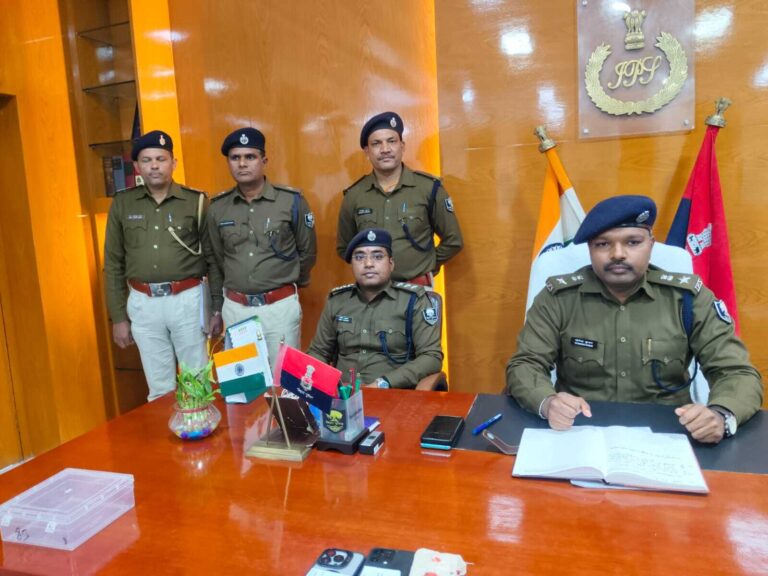 34600 के जाली नोट के साथ दो तस्कर गिरफ्तार