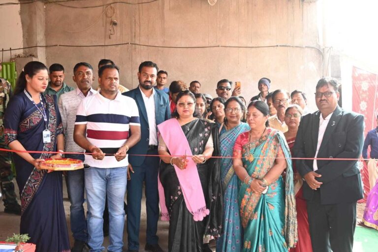 Bokaro News : शैक्षणिक प्रदर्शनी में विद्यार्थियों ने दिखायी प्रतिभा