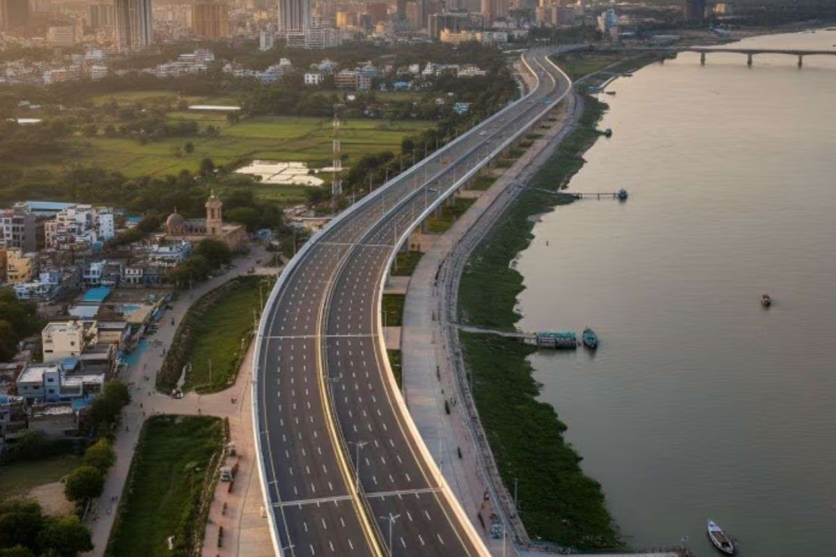 JP Ganga Path: दो फेज में इस तरह होगा जेपी गंगा पथ का एक्सटेंशन, अप्रैल से शुरू होगा काम, क्या मिला आदेश?