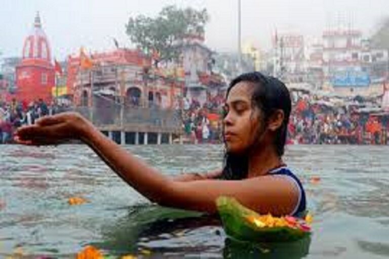 Bengal News: मकर संक्रांति के लिए तैयार बंगाल, डेढ़ करोड़ से अधिक तीर्थयात्री लेंगे गंगासागर में डूबकी
