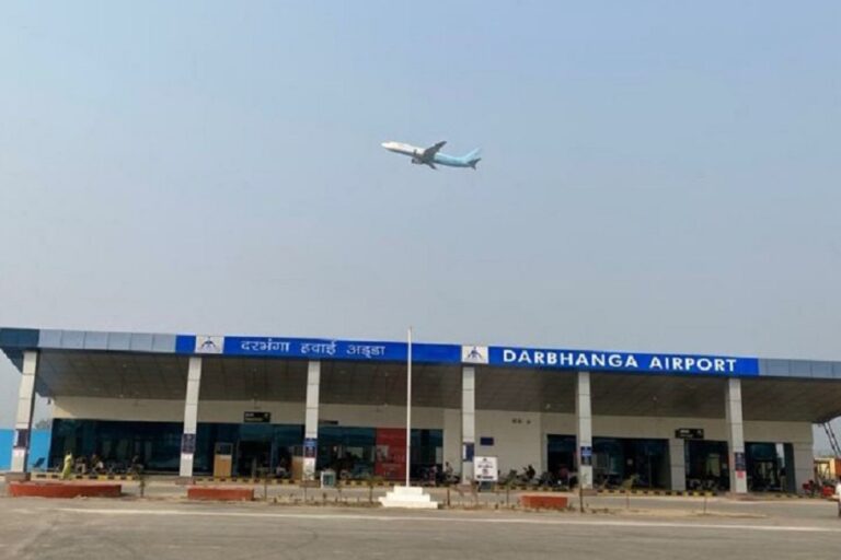 नवंबर तक चालू होगा दरभंगा एयरपोर्ट का नया टर्मिनल, सालाना 23 लाख यात्री कर सकेंगे सफर, 54 फीसदी काम पूरा