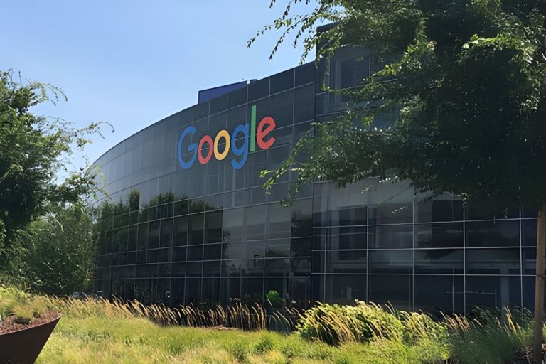Google में काम करने वाली दो सगी बहनों और उनके पति ने चुराए पिक्सेल के राज, ईरान भेजा डेटा