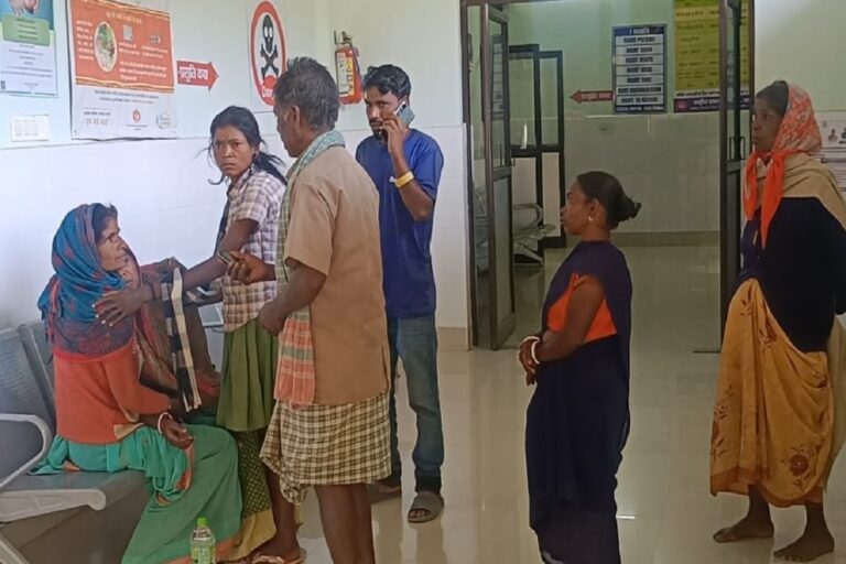 गुमला के बसिया में स्कूली बच्चों का ऑटो पलटा! एक बच्ची की मौत, दूसरी गंभीर