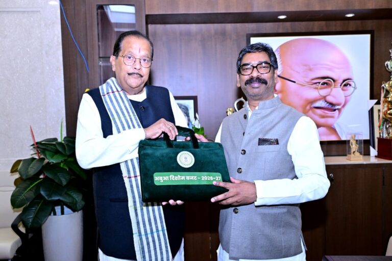 राज्य सरकार ने पलामू को दी विकास की सौगात, वित्त मंत्री ने अबुआ बजट को बताया खास