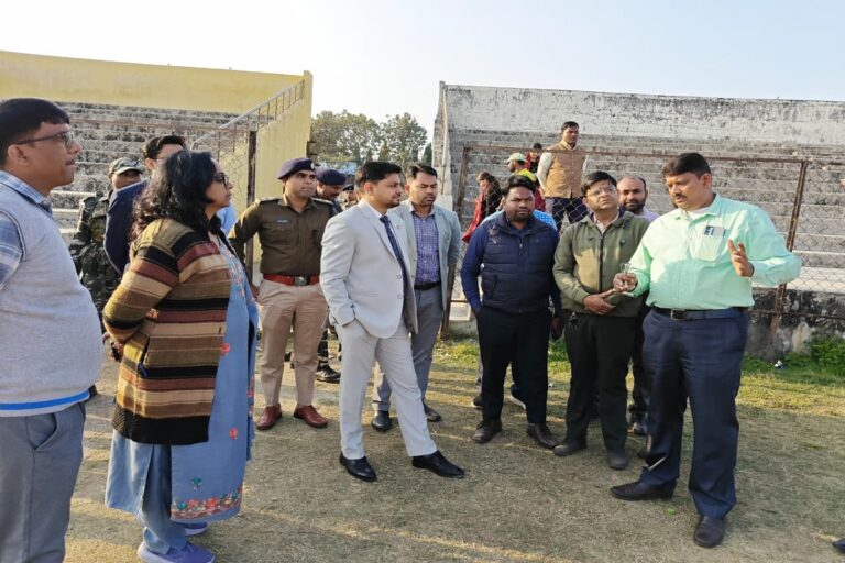 Jharkhand Civic Polls: धनबाद के डीसी-एसपी ने डिस्पैच और रिसीविंग सेंटर का किया निरीक्षण, बारीकी से की जांच
