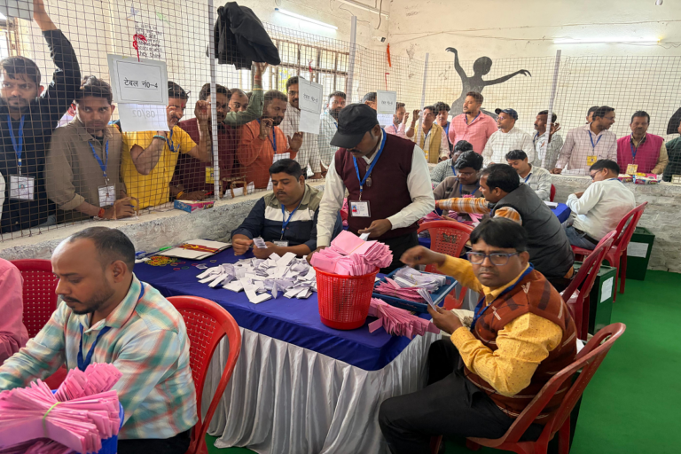झारखंड निकाय चुनाव: रोशनी खलखो की बड़ी बढ़त, कांग्रेस समर्थित उम्मीदवार पीछे