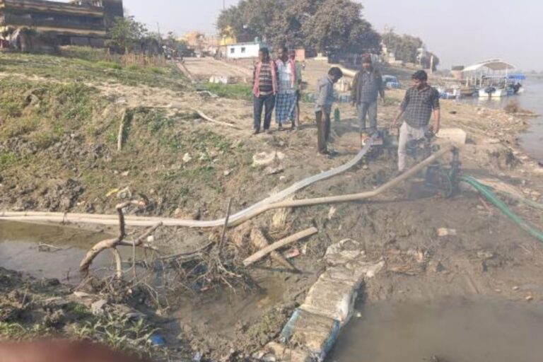 Sahibganj: गर्मी शुरू होने से पहले ही घटा गंगा का जलस्तर, रेलवे की जलापूर्ति पर संकट